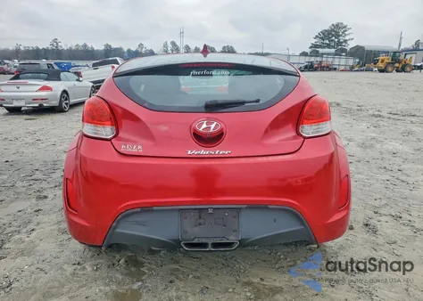 2015 Hyundai Veloster z USA, uszkodzony, nr VIN KMHTC6ADXFU234426